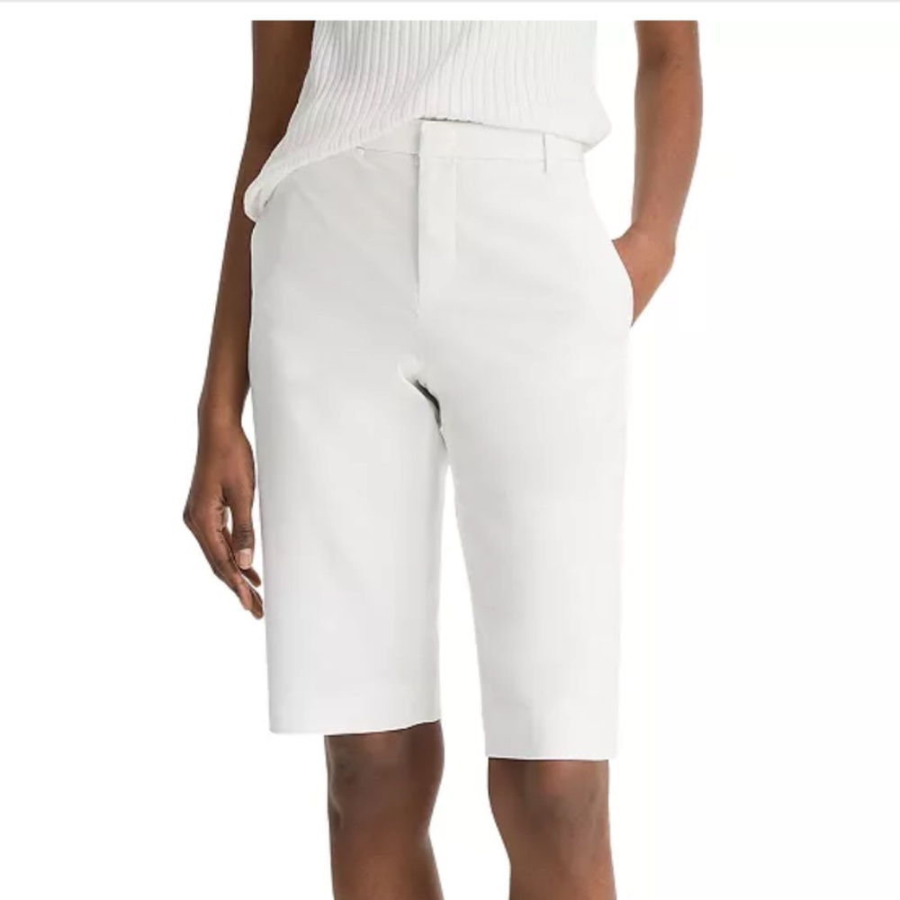 Vince Mid Rise Chino Shorts Off White Size 4
